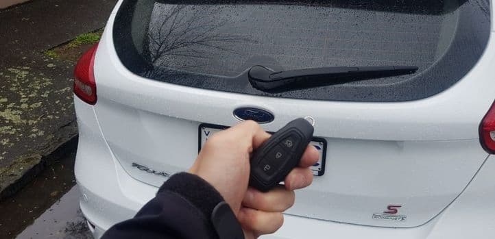 ford focus 2016 remote key image